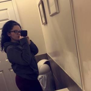 Meet your Posher, Caitlin